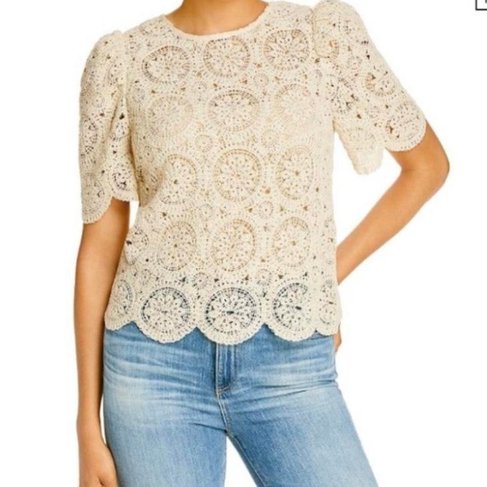 Aqua New with tag Aqua crochet‎ cream lace like blouse. Not lined. Size small